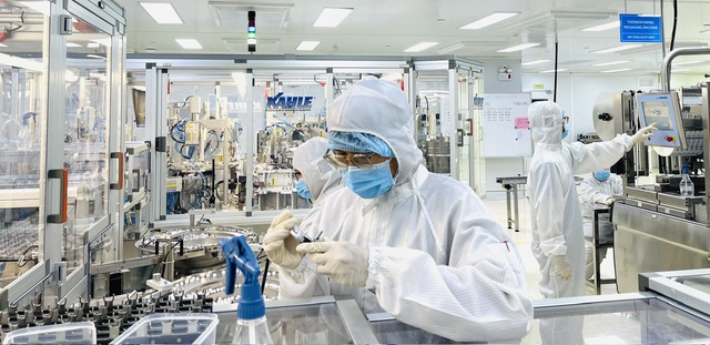 Doanh nghiệp sản xuất thiết bị y tế c&oacute; bị l&agrave;m kh&oacute; đấu thầu? - Ảnh 1.