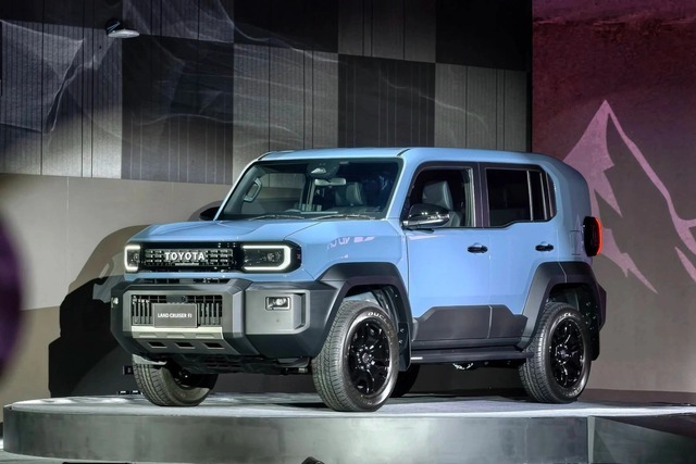 Toyota Land Cruiser FJ nhận cọc tại Việt Nam, &ldquo;c&oacute; cửa&rdquo; th&agrave;nh c&ocirc;ng với gi&aacute; 1,2 tỉ? - Ảnh 1.