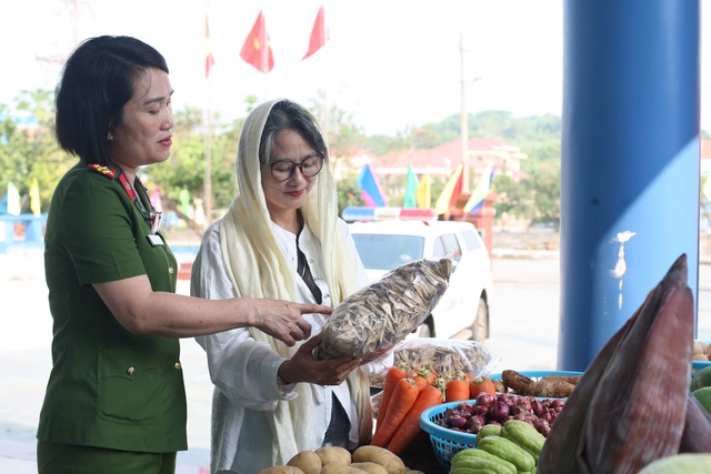 Cồn Cỏ t&igrave;m hướng bật dậy du lịch sinh th&aacute;i biển đảo, ph&aacute;t triển kinh tế xanh- Ảnh 3.