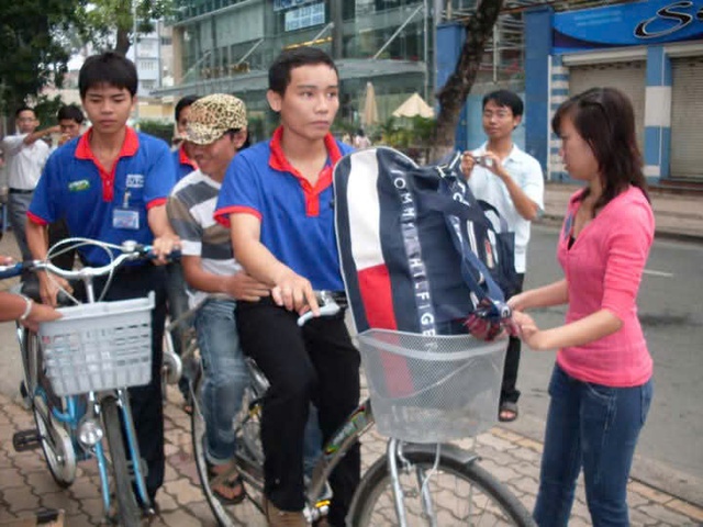K&yacute; ức đẹp về 6 năm gắn b&oacute; Tiếp sức m&ugrave;a thi từ 2 thập kỷ trước - Ảnh 2.