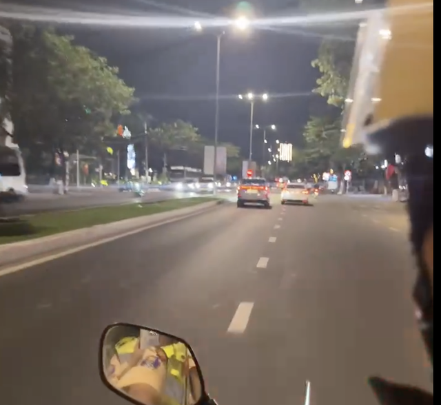 CSGT Đ&agrave; Nẵng chạy đua từng ph&uacute;t, gi&agrave;nh lại 'giờ v&agrave;ng' cho bệnh nh&acirc;n nguy kịch- Ảnh 1.