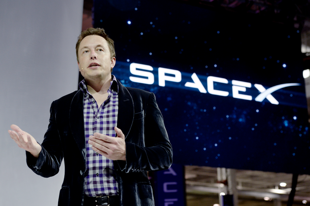 Kh&ocirc;ng ai c&oacute; thể sa thải Elon Musk tại SpaceX ngo&agrave;i ch&iacute;nh &ocirc;ng - Ảnh 1.