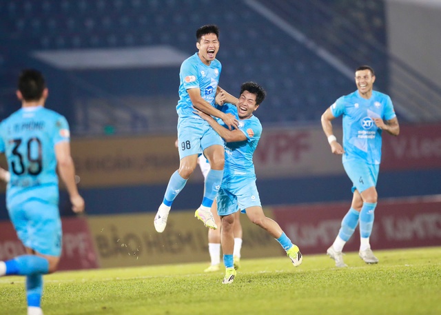 Lịch thi đấu V-League cực hay h&ocirc;m nay: HLV Kewell sẽ &lsquo;đẩy&rsquo; Đ&agrave; Nẵng xuống hạng hay &lsquo;cứu hộ&rsquo;?- Ảnh 3.