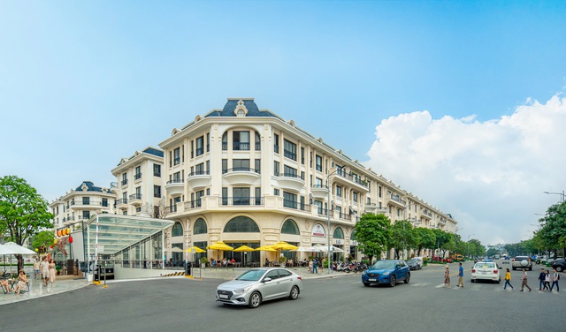 Kh&aacute;ch h&agrave;ng hưởng lợi đến 25% nhờ ưu đ&atilde;i của Van Phuc Group - Ảnh 2.