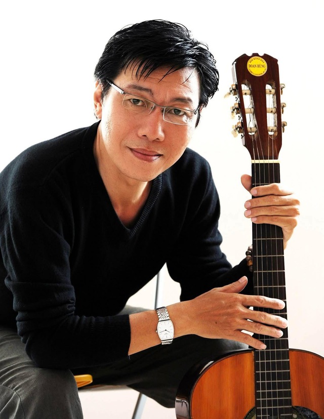 Diễn vi&ecirc;n Huỳnh Kiến An: U.70 vẫn m&ecirc; nghề, h&ocirc;n nh&acirc;n vi&ecirc;n m&atilde;n b&ecirc;n vợ đẹp - Ảnh 1.