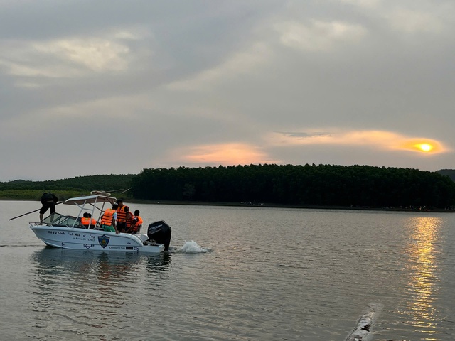 Hai vụ đuối nước li&ecirc;n tiếp ở Quảng Ng&atilde;i: 1 người tử vong, 1 người mất t&iacute;ch- Ảnh 1.