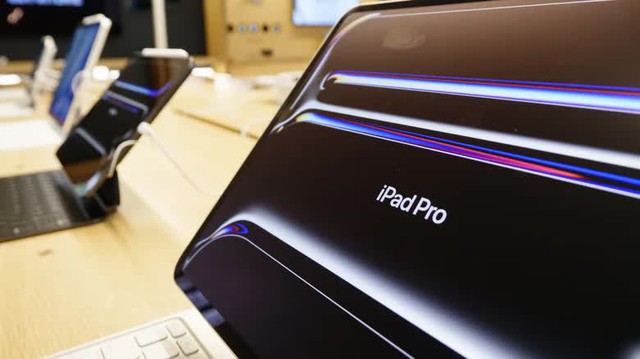 Tiết kiệm v&agrave;i triệu khi mua iPad cũ liệu c&oacute; đ&aacute;ng? - Ảnh 1.