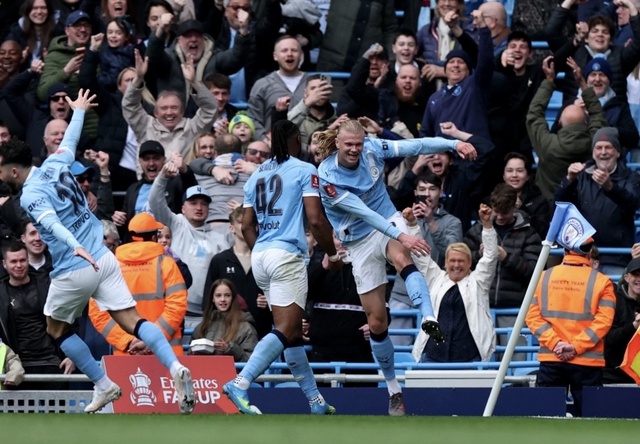 Haaland lập hattrick, Man City thắng đậm khó tin Liverpool trong ngày HLV Guardiola ngồi khán đài- Ảnh 2. Haaland lập hattrick, Man City thắng đậm khó tin Liverpool trong ngày HLV Guardiola ngồi khán đài- Ảnh 2.