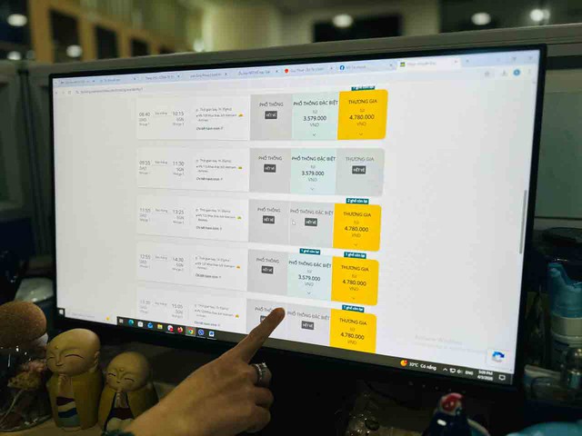 Du lịch lễ phập phồng- Ảnh 1.