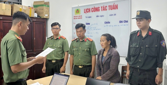 Bắt người cầm đầu đường dây đưa tàu cá sang vùng biển Malaysia đánh bắt trái phép- Ảnh 1. Bắt người cầm đầu đường dây đưa tàu cá sang vùng biển Malaysia đánh bắt trái phép- Ảnh 1.