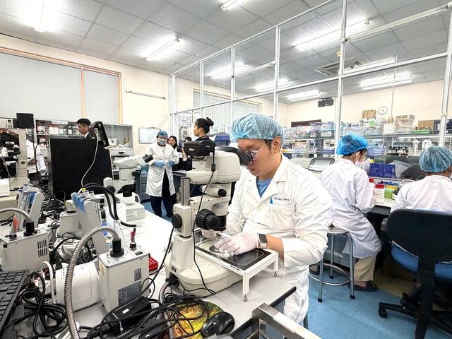 Những giảng vi&ecirc;n n&agrave;o được ưu ti&ecirc;n tuyển dụng, hưởng phụ cấp tăng th&ecirc;m tới 150%?- Ảnh 1.