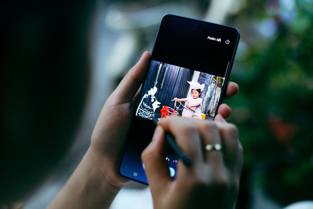 5 thương hiệu điện thoại Android được người dùng khen bền và ổn định - Ảnh 1.
