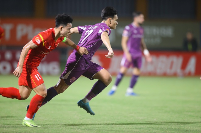 Bảng xếp hạng V-League mới nhất: CLB CAHN bỏ xa tất cả, HAGL kh&ocirc;ng ch&igrave;m qu&aacute; s&acirc;u dưới đ&aacute;y nhưng&hellip;- Ảnh 2.