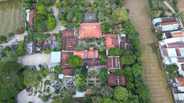 Ch&ugrave;a cổ 350 năm tuổi lưu giữ bộ kinh độc nhất v&ocirc; nhị tại Việt Nam - Ảnh 1.