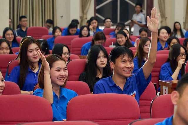 Nhật ký Hành trình Từ Trái Tim: Thế hệ trẻ giàu khát vọng và trách nhiệm - Ảnh 4.