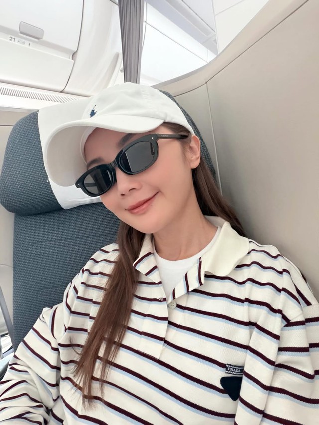 Ngày hè rực nắng không thể thiếu mũ lưỡi trai thời thượng- Ảnh 10.