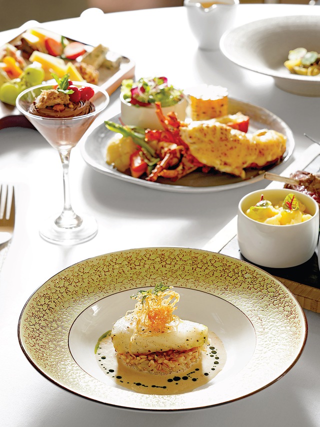 Gợi ý điểm đến tháng 4: biển Nha Trang,Tam Cốc và ẩm thực Sài Gòn - Ảnh 12.