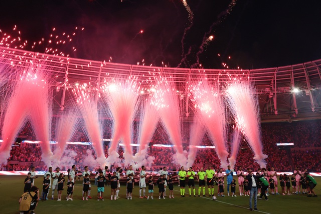 Messi lập tức ghi bàn ngày Inter Miami khai trương hoành tráng sân mới 1 tỉ USD- Ảnh 3. Messi lập tức ghi bàn ngày Inter Miami khai trương hoành tráng sân mới 1 tỉ USD- Ảnh 3.