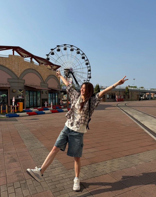 Quần shorts denim cho mùa hè 2026: Gọn nhẹ và nổi bật cho chuyến du lịch - Ảnh 3.