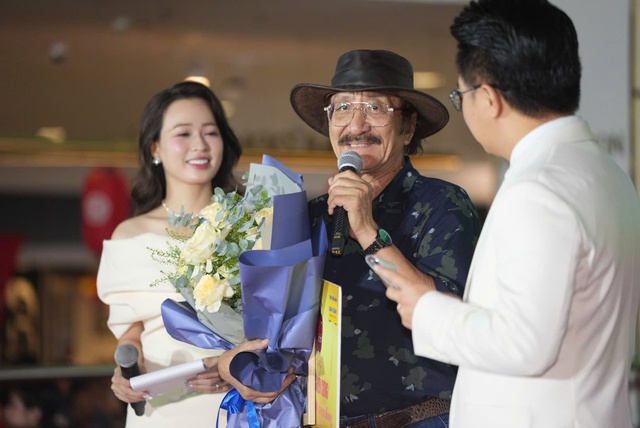 - Ảnh 3. - Ảnh 3.