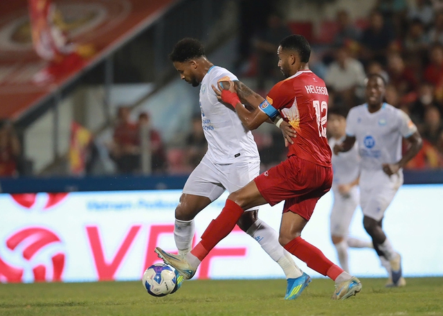 CLB Nam Định bất ngờ trở lại đầy ấn tượng- Ảnh 1.