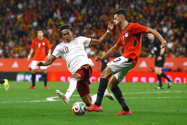 Kh&ocirc;ng phải VTV, bản quyền truyền h&igrave;nh EURO 2028 ở Việt Nam thuộc về &lsquo;đối thủ&rsquo; nặng k&yacute; kh&aacute;c&hellip; - Ảnh 1.