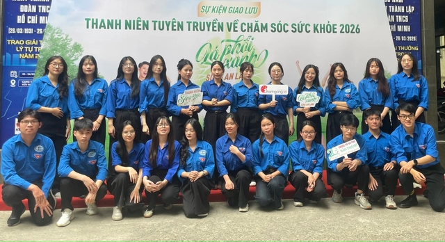 Cảnh b&aacute;o những th&oacute;i quen 'b&agrave;o m&ograve;n' l&aacute; phổi người trẻ - Ảnh 3.