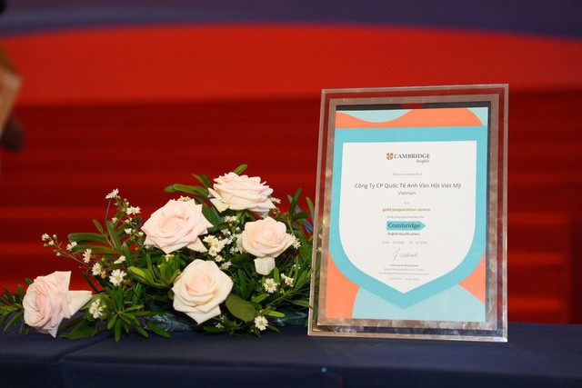 VUS đạt chứng nhận trung t&acirc;m đ&agrave;o tạo v&agrave;ng năm thứ 6 li&ecirc;n tiếp từ Cambridge - Ảnh 5.