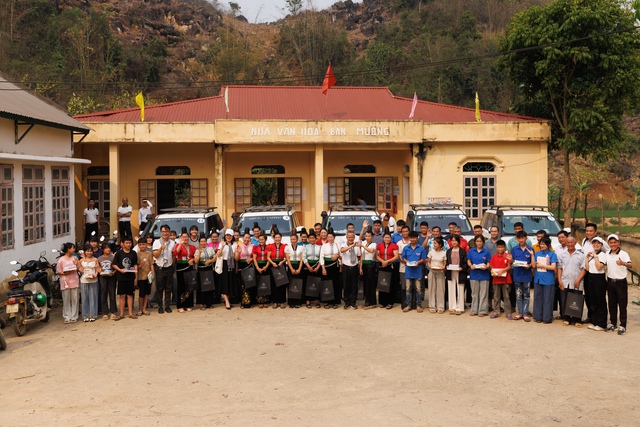 H&agrave;nh tr&igrave;nh Từ Tr&aacute;i Tim tiếp lửa thanh ni&ecirc;n lập nghiệp, l&agrave;m gi&agrave;u tr&ecirc;n qu&ecirc; hương - Ảnh 1.