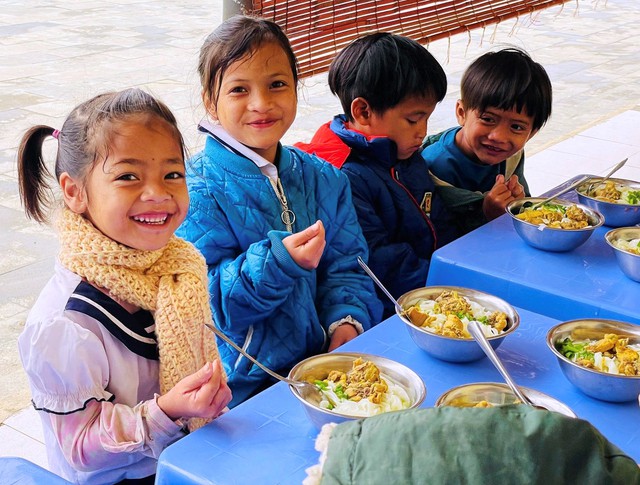 Đ&agrave; Nẵng chỉ đạo siết chặt bếp ăn trường học, quy tr&aacute;ch nhiệm người đứng đầu- Ảnh 1.