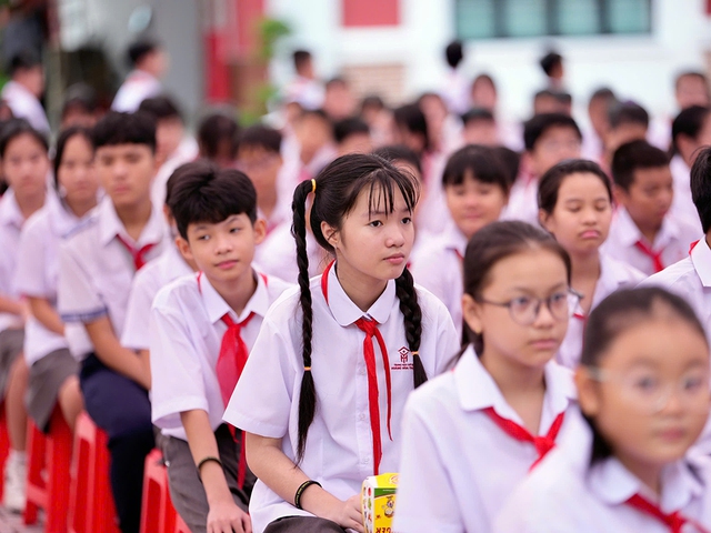 TP.HCM t&igrave;m giải ph&aacute;p giảm &aacute;p lực tuyển sinh sau s&aacute;p nhập - Ảnh 1.