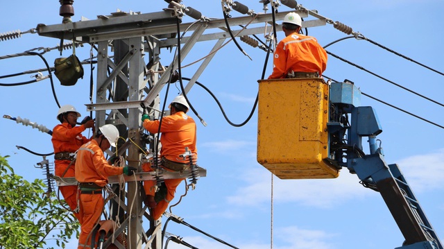 Điện lực Quảng Trị chủ động phương án cấp điện mùa khô 2026- Ảnh 1. Điện lực Quảng Trị chủ động phương án cấp điện mùa khô 2026- Ảnh 1.
