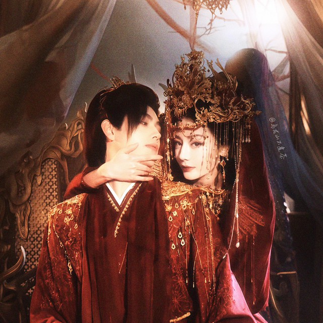 Nhan sắc g&acirc;y tranh c&atilde;i của Địch Lệ Nhiệt Ba trong phim mới - Ảnh 1.