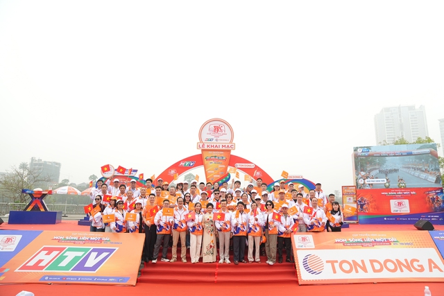 C&ugrave;ng T&ocirc;n Đ&ocirc;ng &Aacute; khởi đầu h&agrave;nh tr&igrave;nh &lsquo;Đồng h&agrave;nh ph&aacute;t triển - Vững bước vươn xa&rsquo; - Ảnh 2.