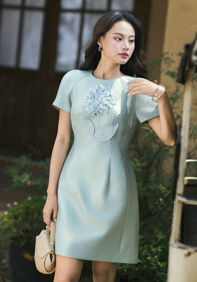 Xanh dương pastel, gam xanh trong trẻo tôn nét dịu dàng ngày nắng- Ảnh 2. Xanh dương pastel, gam xanh trong trẻo tôn nét dịu dàng ngày nắng- Ảnh 2.