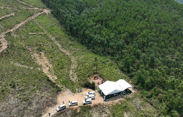 Tưởng niệm 25 năm vụ tai nạn trực thăng l&agrave;m 16 người hy sinh tại Quảng Trị - Ảnh 1.