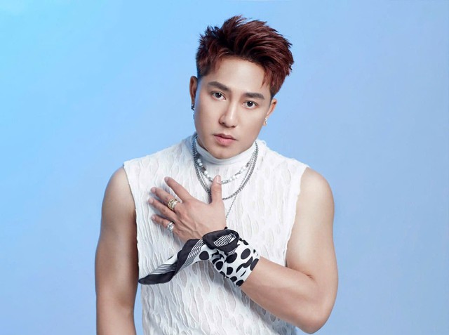 Ch&acirc;u Khải Phong đ&oacute;n tin vui sau khi c&ocirc;ng khai chuyện t&igrave;nh cảm - Ảnh 1.