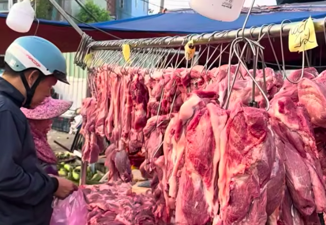 Gi&aacute; heo hơi h&ocirc;m nay 8.4.2026: TP.HCM l&ecirc;n mức cao nhất - Ảnh 1.