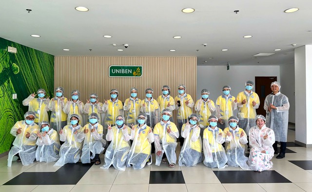 Gen Z bất ngờ khi mục sở thị nh&agrave; m&aacute;y sản xuất Tr&agrave; mật ong BONCHA - Ảnh 1.