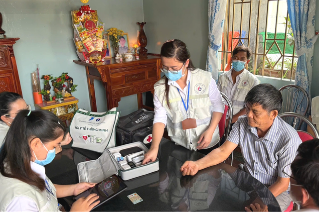 TP.HCM: Người d&acirc;n x&atilde; Hiệp phước, Đất Đỏ, Bắc T&acirc;n Uy&ecirc;n đ&atilde; c&oacute; b&aacute;c sĩ gia đ&igrave;nh - Ảnh 1.