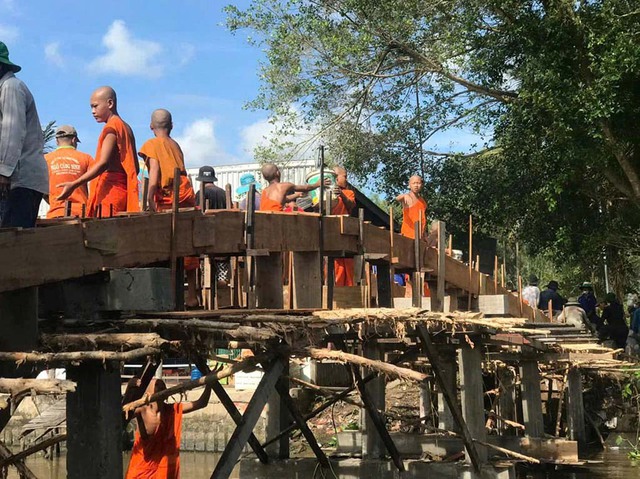 Chung d&ograve;ng m&aacute;u Lạc Hồng: Người kết nối tri thức, văn h&oacute;a trong đồng b&agrave;o Khmer - Ảnh 2.