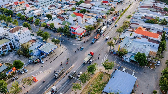  Xu&acirc;n Lộc lấy hạ tầng &ndash; dịch vụ - du lịch l&agrave; trụ cột ph&aacute;t triển - Ảnh 2.