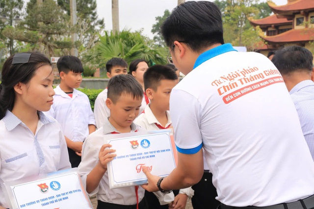 H&agrave;nh tr&igrave;nh về nguồn đặc biệt 'Từ ng&ograve;i ph&aacute;o Ch&iacute;n th&aacute;ng Gi&ecirc;ng'&hellip; - Ảnh 3.