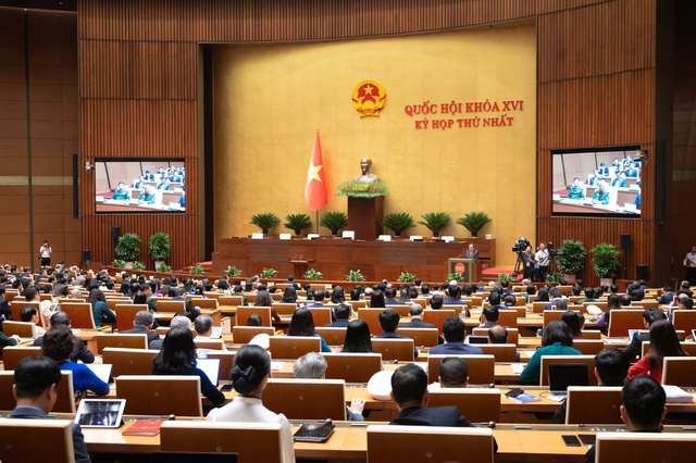 Quốc hội chốt cơ cấu bộ m&aacute;y Ch&iacute;nh phủ nhiệm kỳ mới- Ảnh 1.