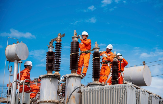 Chung tay sử dụng điện an to&agrave;n, tiết kiệm, chống qu&aacute; tải m&ugrave;a nắng n&oacute;ng 2026 - Ảnh 1.