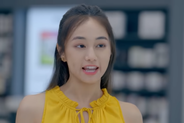 Nữ diễn viên Ngân hòa gây tranh cãi với vai diễn trong Bóng ma hạnh phúc - Ảnh 1. Nữ diễn viên Ngân hòa gây tranh cãi với vai diễn trong Bóng ma hạnh phúc - Ảnh 1.