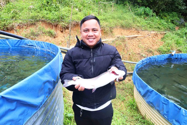 Nu&ocirc;i c&aacute; xứ lạnh giữa đại ng&agrave;n - Ảnh 2.