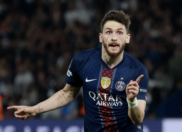 Liverpool 'vụn vỡ' bị PSG đ&aacute;nh bại, Barca trả gi&aacute; cực đắt v&igrave; sai lầm tai hại- Ảnh 2.