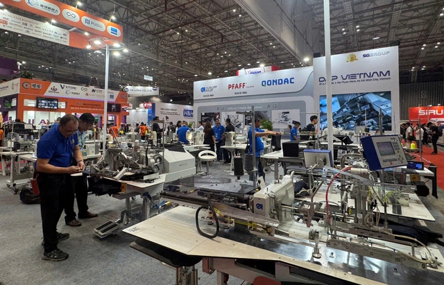 Dệt may chuyển đổi c&ocirc;ng nghệ AI để th&iacute;ch ứng biến đổi thế giới  - Ảnh 3.