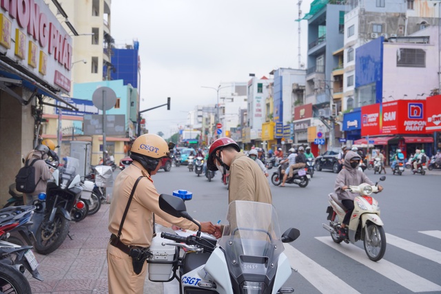 Cục CSGT: 3 phường TP.HCM v&agrave;o top vi phạm giao th&ocirc;ng nhiều nhất cả nước - Ảnh 1.